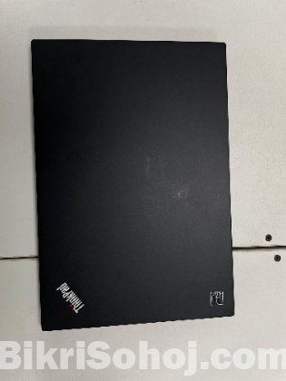 Lenovo thinkpad T490s i5 8th gen 8/256 gb nvme